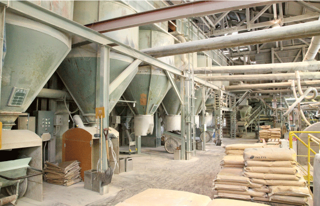 耐火煉瓦の三石ハイセラム製粉工場写真2